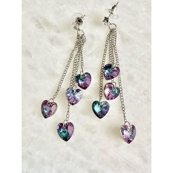 Purple and blue iridescent dangle heart chandelier chain-link earrings - Picture 3 of 3